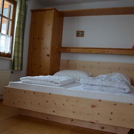 Haus Leopold Apartment Gosau Exterior photo